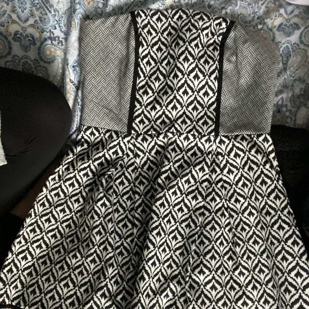 Black and white pattern, strapless dress